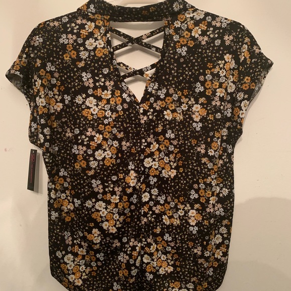 No Boundaries black/multi colored blouse. Size XL (15-17) - Picture 5 of 9